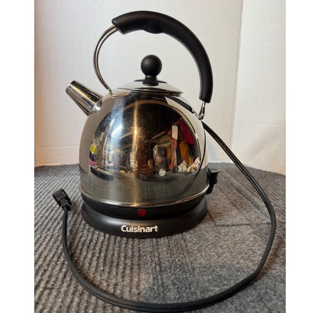 Cuisinart Cordless Electric Kettle Stainless Steel Dome JK-17 Series Silver